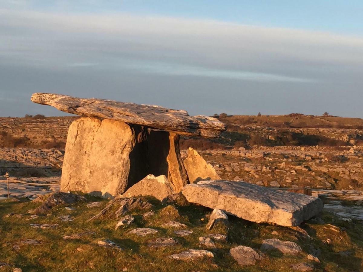 Burren Court Lodge Ballyvaughan Exterior photo